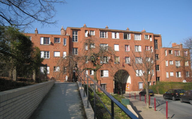 Visite du programme de réhabilitation de la cité-jardin Henri Sellier